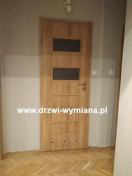 mieszkanie po remoncie zabudowa futryny łazienkowej